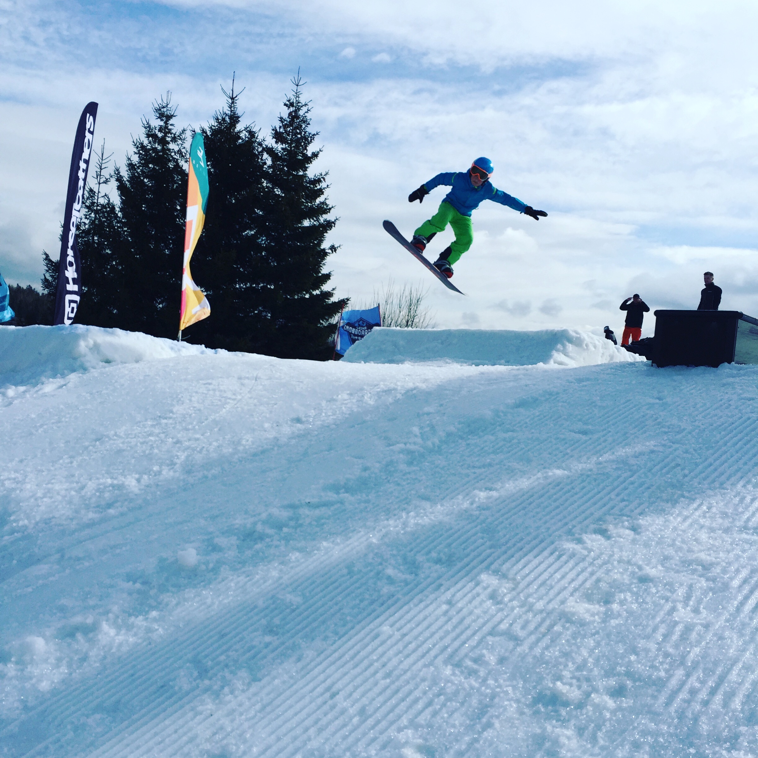 848731A8 4167 4858 BB22 53A407887F6F